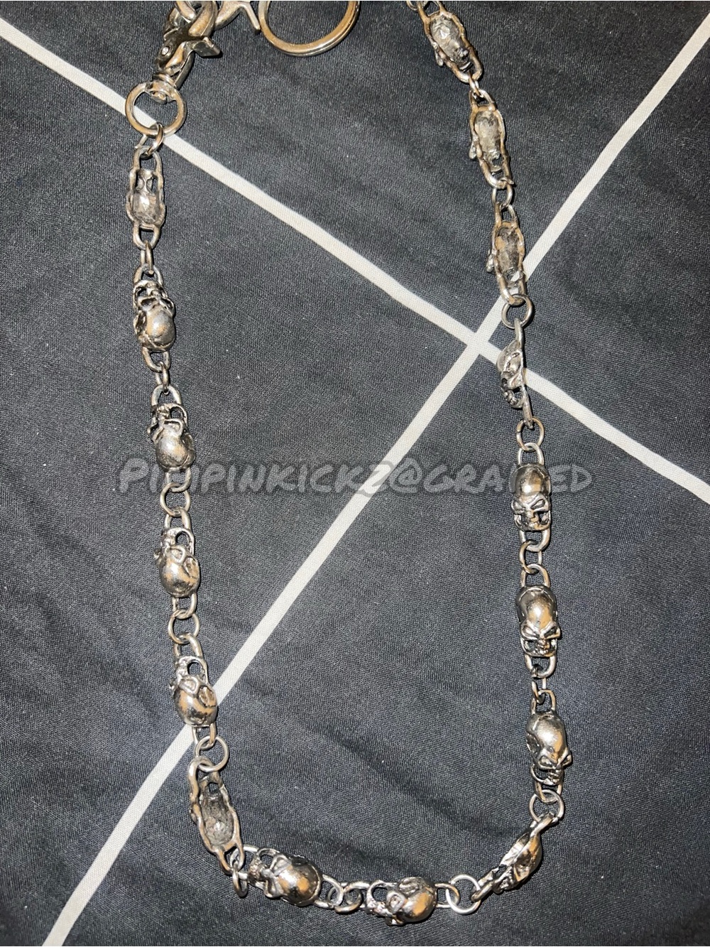 Silver skull heads pant chain (2007)